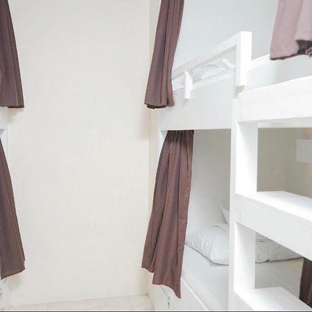 The A Hostel Balabag  المظهر الخارجي الصورة