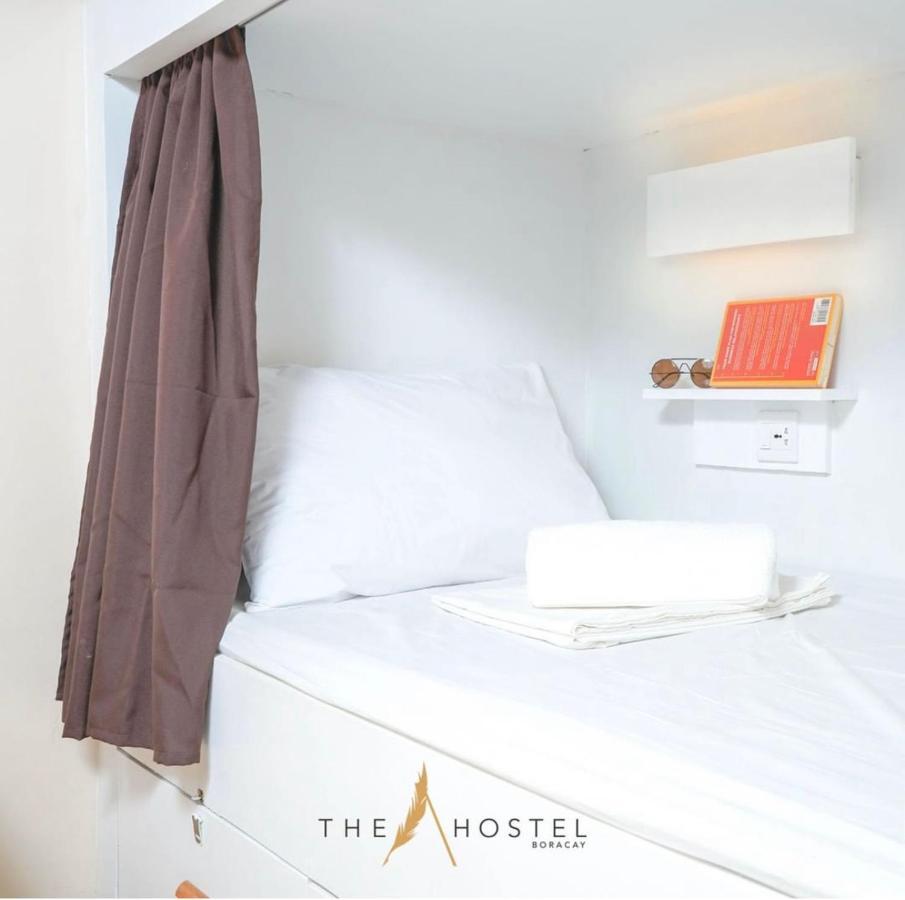 The A Hostel Balabag  المظهر الخارجي الصورة